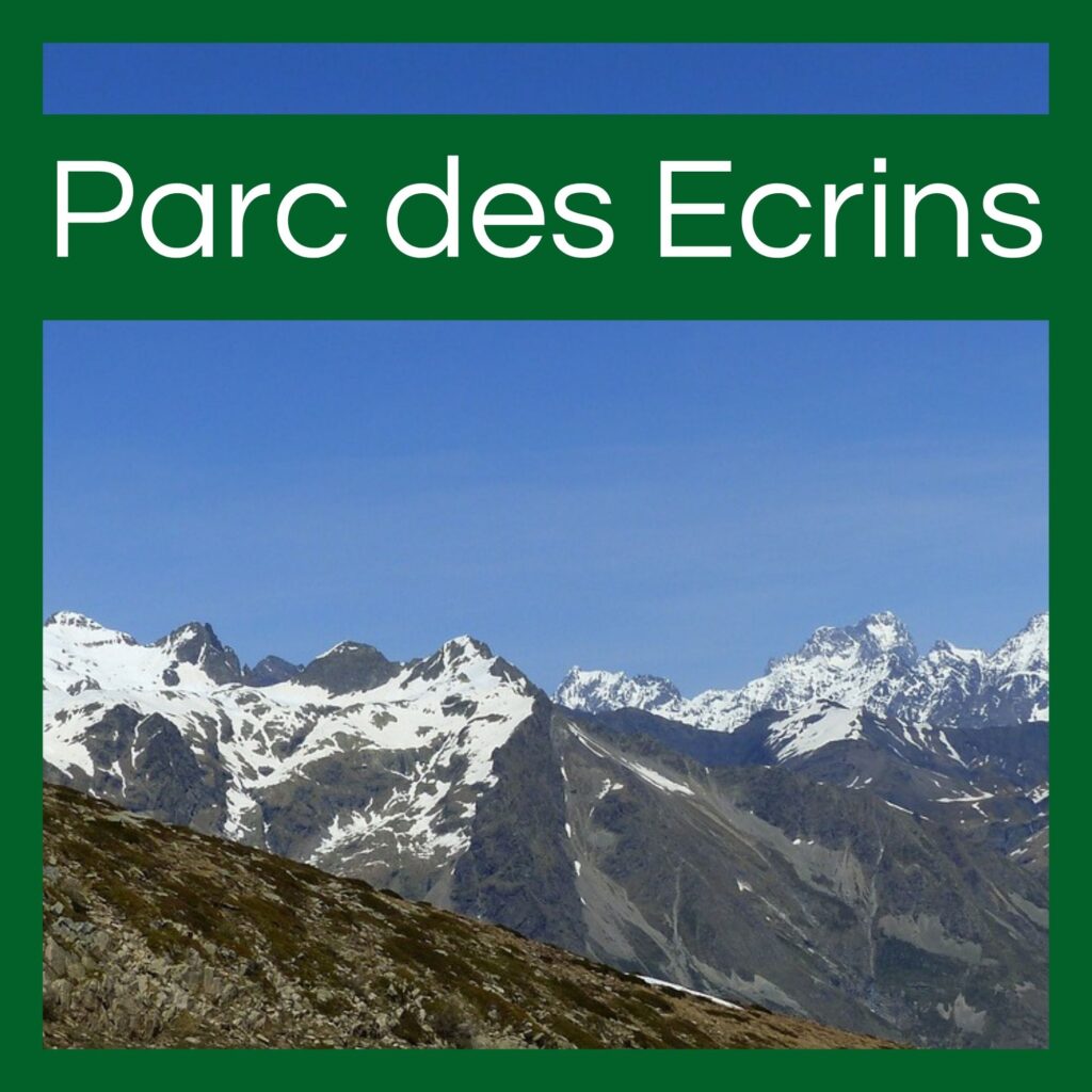Photo card avec une photo des parc des ecrins depuis un chemin de randonnée